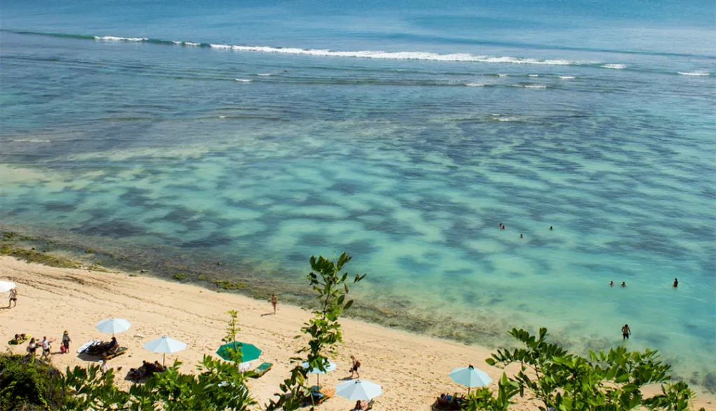 Padang Padang Beach-Bali-Itinerary-4-Img