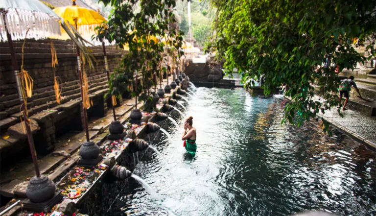 Tirta Empul Temple-Bali-Itineray-4-Img