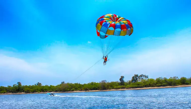 tour bali packages-parasailing activity at Nusa Dua-4 days 3 nights